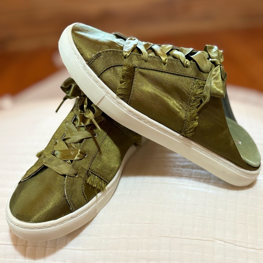 NWOT Free People Naples Satin Sneakers. Size 38 (US 7.5)